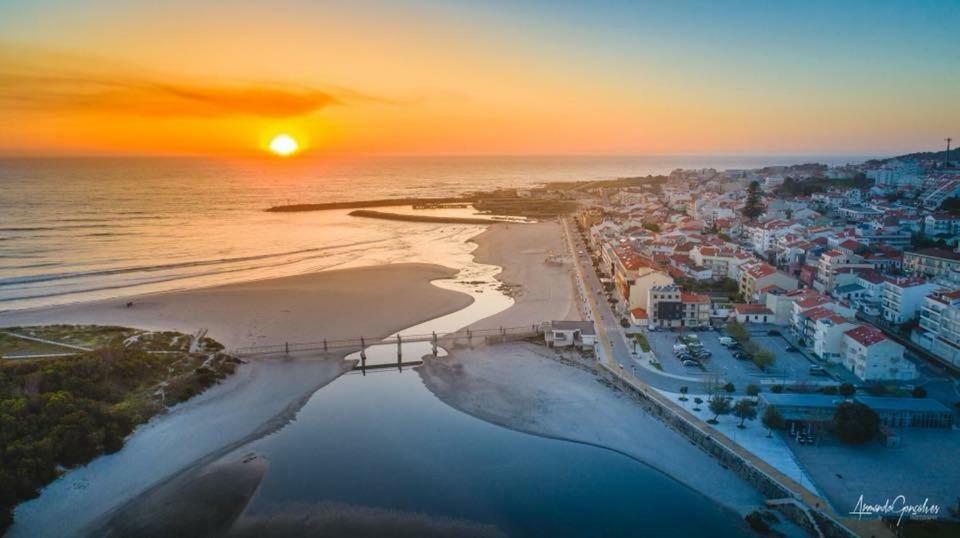 Vila Casa Da Lapa Aspra Exteriér fotografie